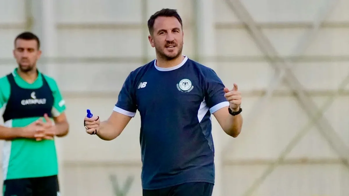 Türkiyə klubu baş məşqçisi ilə yollarını ayırıb