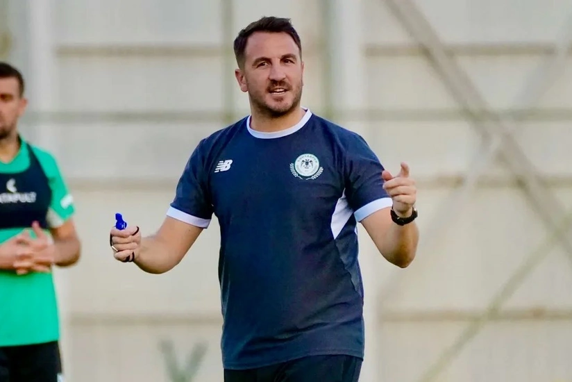 Türkiyə klubu baş məşqçisi ilə yollarını ayırıb