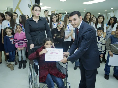 ​“ASAN xidmət”də Ümumdünya Uşaq Hüquqları Gününə həsr olunmuş tədbir keçirilib