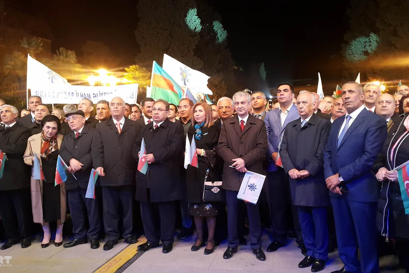 YAP Bakının mərkəzində qələbə mitinq-konserti keçirib - FOTO