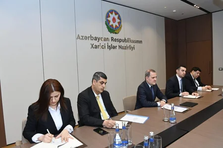 Ceyhun Bayramov Çinin Avrasiya məsələləri üzrə xüsusi nümayəndəsi ilə görüşüb