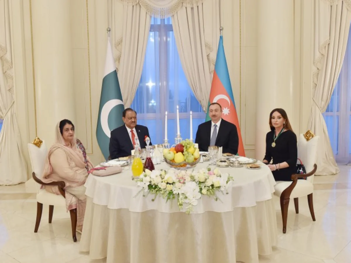 ​Bakıda Pakistan prezidentinin şərəfinə ziyafət verilib