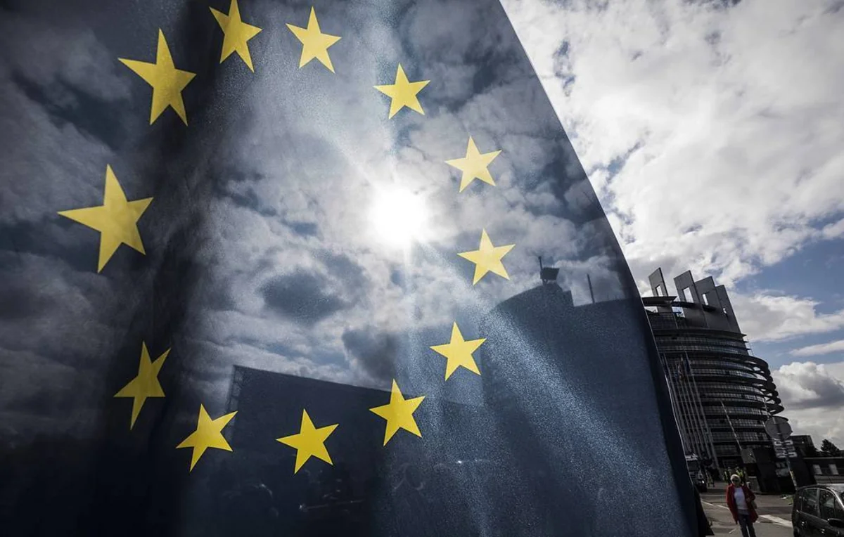 Евросоюз продлил на год санкции против России по Крыму