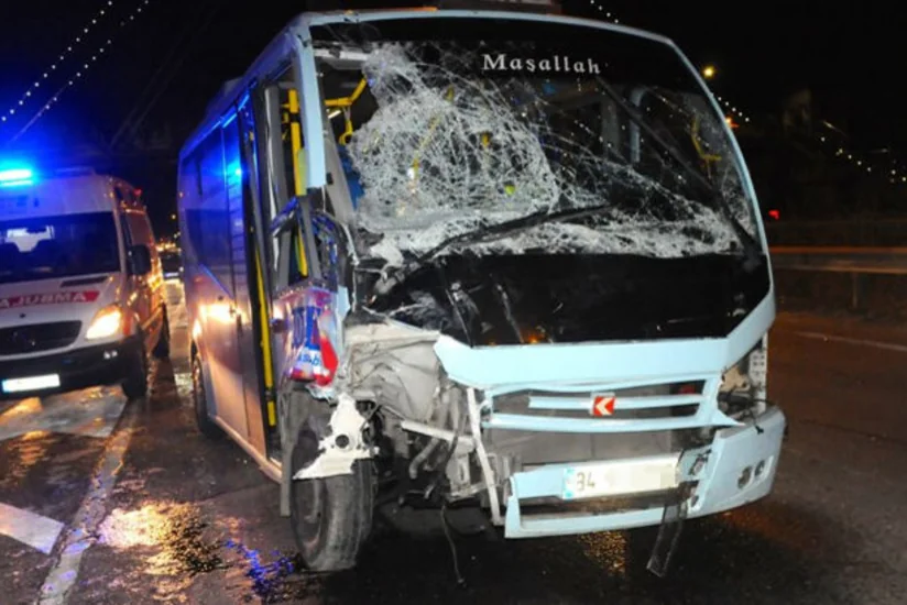 Türkiyədə baş vermiş yol qəzasında 12 nəfər xəsarət alıb