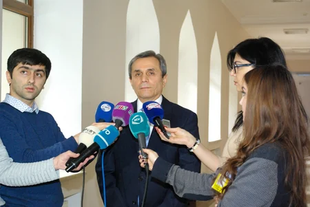 Azərbaycan alimləri neftçıxarma sənayesində istifadə üçün yeni qurğu hazırlayıblar