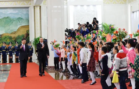 Prezident İlham Əliyevin Pekində rəsmi qarşılanma mərasimi olub