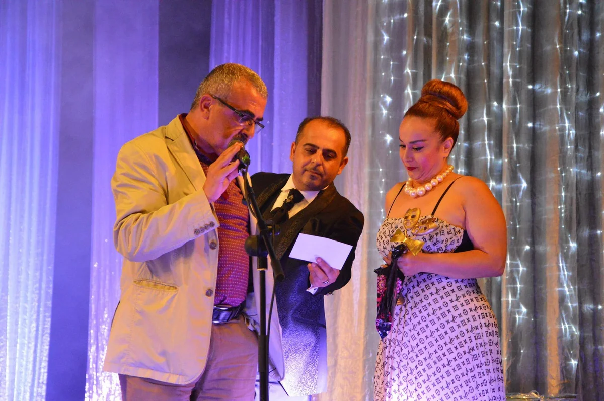 Gənc Tamaşaçılar Teatrı Sima mükafatını təqdim edib