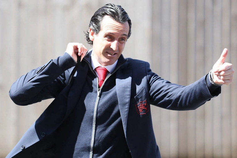 Arsenalın baş məşqçisi: İki ölkə arasındakı problemdən xəbərsizəm