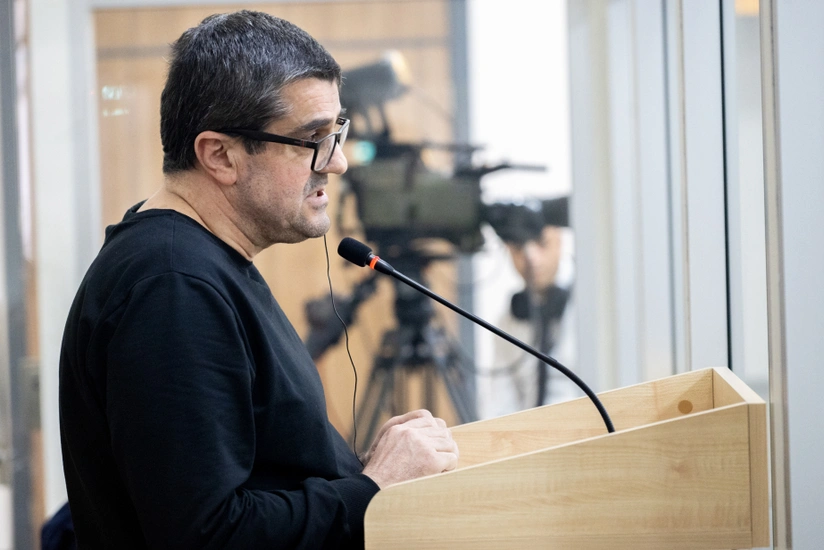 Arayik Harutyunyan Azərbaycanın vaxtilə işğal edilmiş ərazilərində qəbiristanlıqların dağıdılmasını barbarlıq adlandırıb