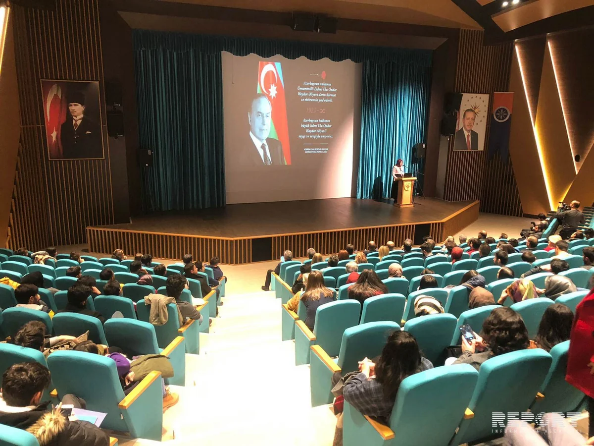 Ardahan Universitetində “Müstəqil Azərbaycan - Heydər Əliyev” mövzusunda konfrans keçirilib - FOTO