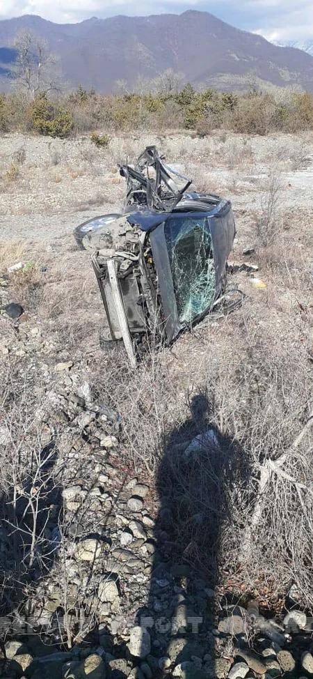 Oğuzda ağır yol qəzasında ölənlərin sayı 3-ə çatıb, xəsarət alanlar var