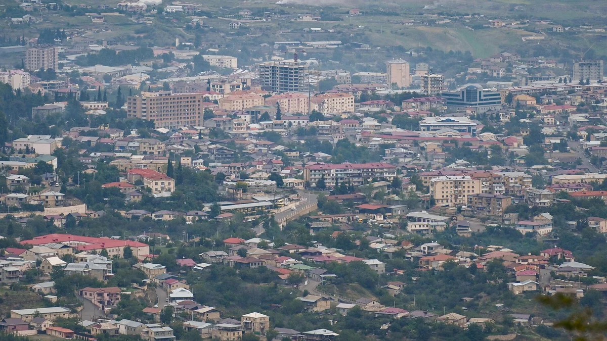 PA: Qarabağda erməni sakinlərə erməni dilindən istifadəyə imkan yaradılır