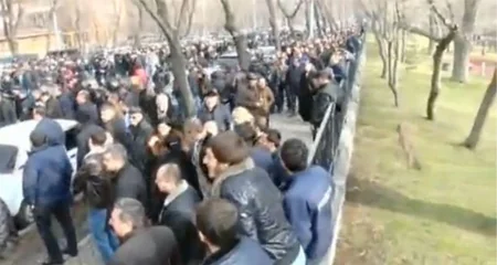 ​İrəvanda sahibkarlar yürüş keçirib