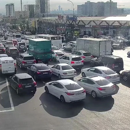 Bakının bir sıra yollarında tıxac var - SİYAHI