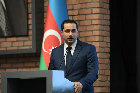 Federasiya rəsmiləri və milli komandaların məşqçiləri ilə görüş keçirilib