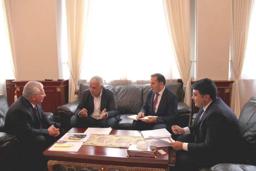 Famous Italian chocolate manufacturer interested in Azerbaijani hazelnut