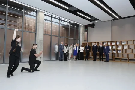 Serbiyalı nazirlər 1 saylı DOST Mərkəzi və DOST İnklüziv İnkişaf və Yaradıcılıq Mərkəzi ilə tanış olublar