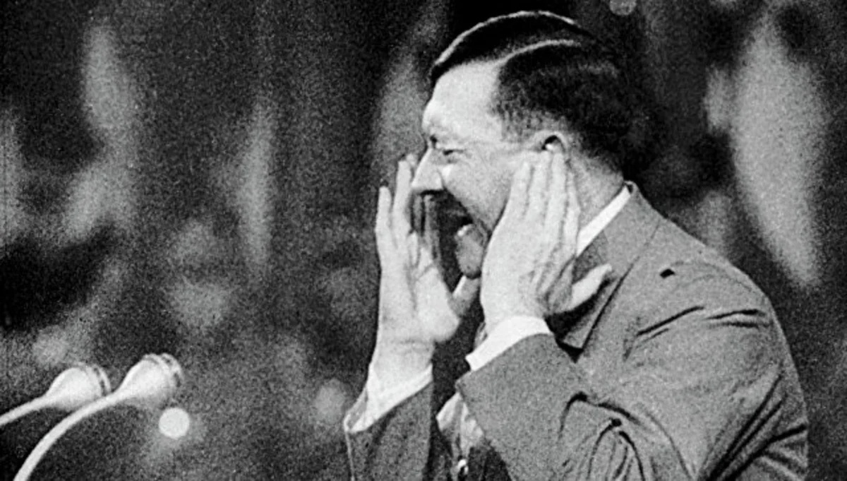 Adolf Hitlerin özünün yazdığı ilk tərcümeyi-halı tapılıb
