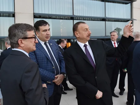 ​İlham Əliyevin adından III Qlobal Bakı Forumunun iştirakçılarına ziyafət verilib - FOTO