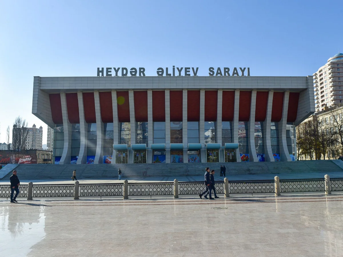 Heydər Əliyev adına Sarayın direktoru işdən çıxarılıb