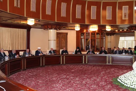 Allahşükür Paşazadə: “Azərbaycan dövlətinin, onun bünövrəsinin qurulması Heydər Əliyevin adı ilə bağlıdır”