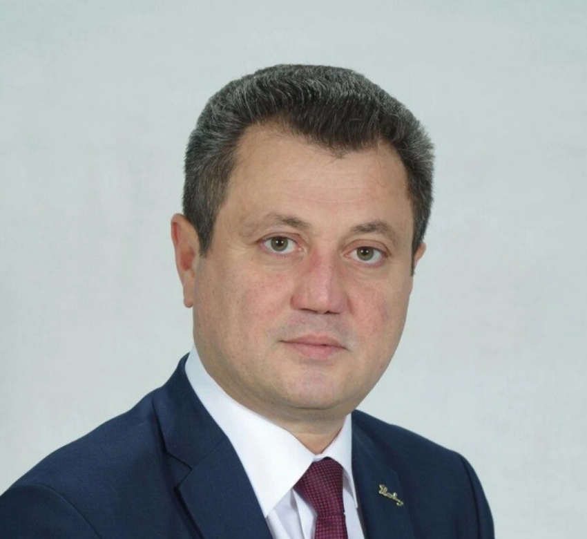 İslam Hüseynov Ümumrusiya Azərbaycanlıları Konqresindən xaric edilib