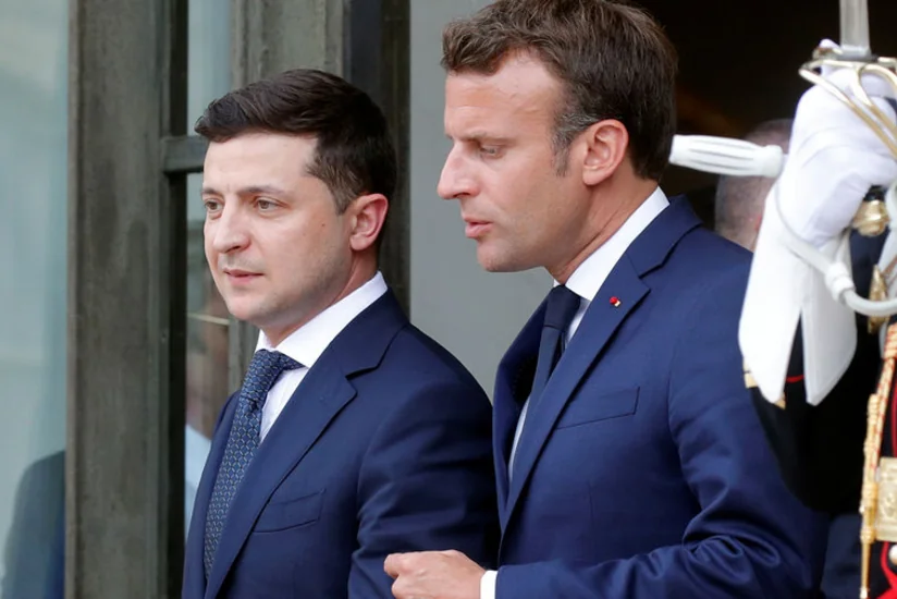 Зеленский обсудил с Макроном мирные переговоры с Россией