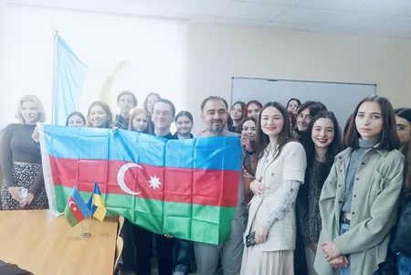 В Таврическом университете состоялась открытая лекция про украинско-азербайджанские отношения