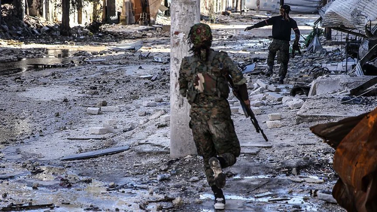 Gunfire between ISIS and PKK broke out in Syria