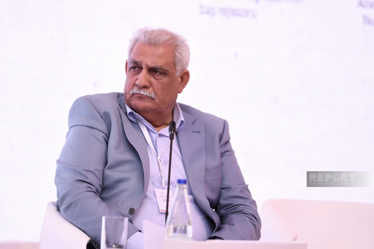 Xalq artisti: Fəxri adlar yaşa görə yox, işə görə verilməlidir