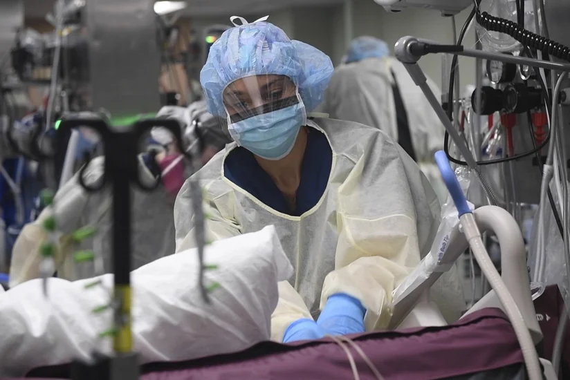 В США за сутки от COVID-19 скончались 3,6 тыс. человек