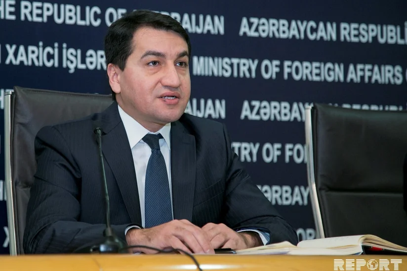 Hikmət Hacıyev: Azərbaycan Ermənistana kifayət qədər güzəştlər edib