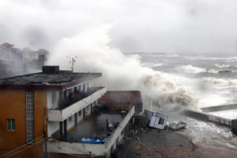 Typhoon Hinnamnor cancels hundreds of flights in South Korea | Report.az