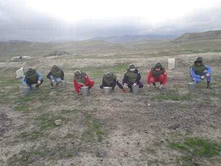 ANAMA Xızıda 98 ədəd partlamamış hərbi sursat tapıb