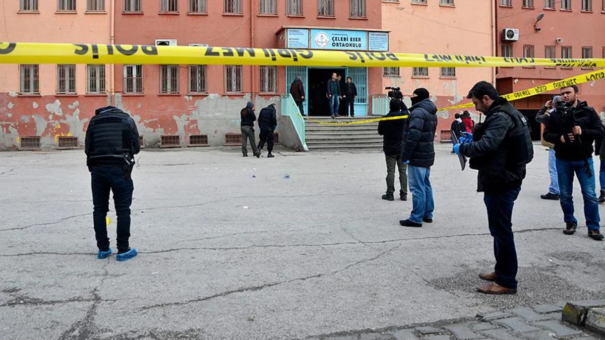​Türkiyədə məktəbdə partlayış olub, 5 şagird yaralanıb