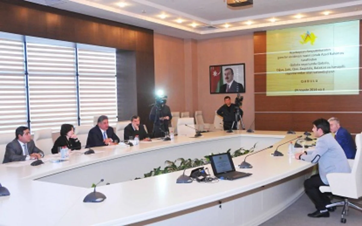 Nazir Azad Rəhimov Qəbələdə vətəndaşları qəbul edib