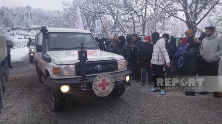 Автомобили МККК беспрепятственно проехали из Лачына в Ханкенди