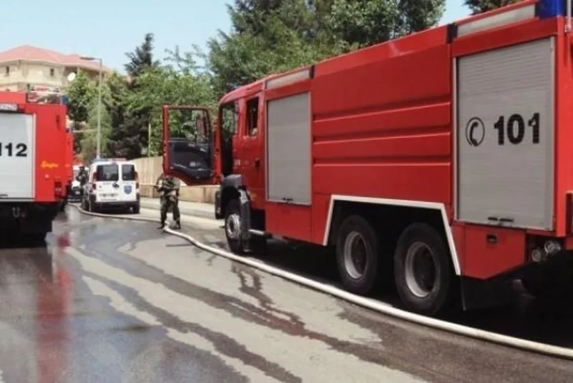 Bakıda yaşayış binasında yanğın olub, sakinlər təxliyyə edilib