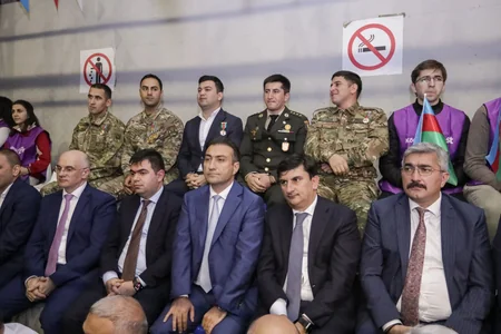 Vətən müharibəsi veteranlarının iştirakı ilə futbol yarışı keçirilib