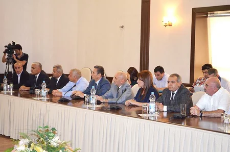 Mətbuat Şurası “Əsrin Müqaviləsi - ölkəmizin davamlı sənaye inkişafının təməli” mövzusunda yazı müsabiqəsinin nəticələrini açıqlayıb