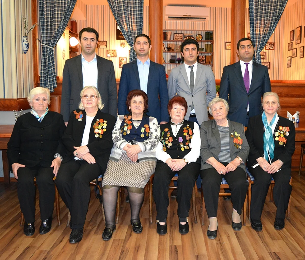 ​Nikoil Bank Böyük Vətən Müharibəsi veteranlarını təbrik edib