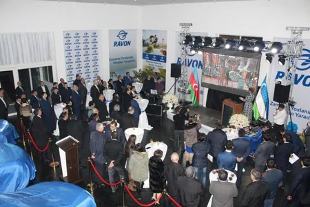 Özbəkistan avtomobil brendi Bakıda 4 yeni modelini təqdim edib - FOTO