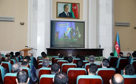 İqtisadiyyat Nazirliyində ümummilli liderin anadan olmasının 96-cı ildönümünə həsr olunmuş tədbir keçirilib