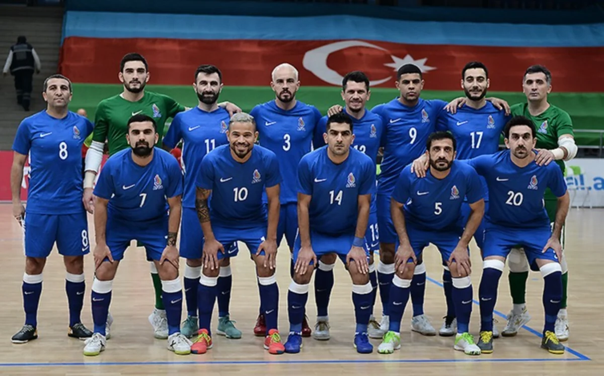 Millimiz seçmə mərhələyə darmadağınla yekun vurdu