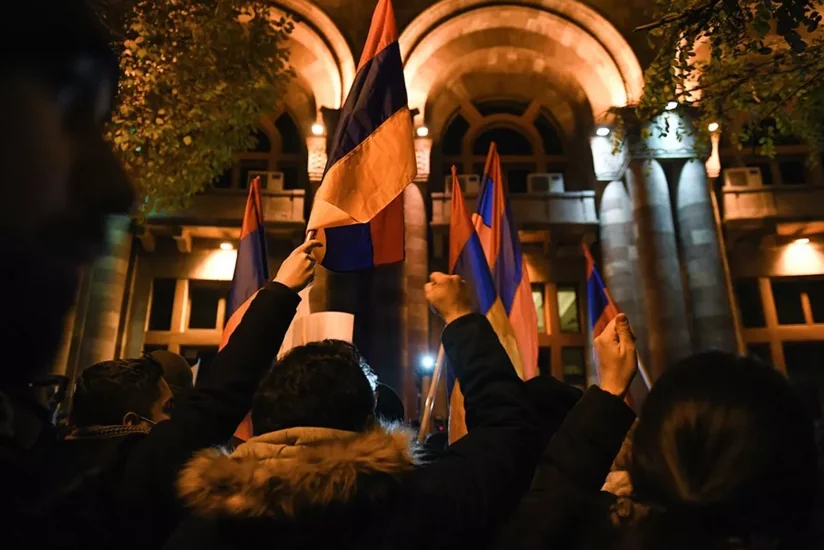 Ни один из депутатов правящей партии Армении не пришел в парламент