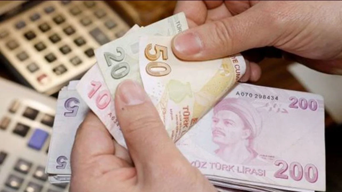 Türkiyənin qızıl-valyuta ehtiyatları 5 illik minimuma enib