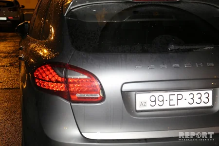 Pərvin Abıyevanın “Porsche”sinə həbs qoyulub, avtomobil cərimə meydançasına aparılıb