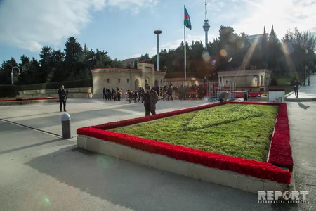 Bakı şəhidlərini anmağa hazırlaşır - FOTOREPORTAJ