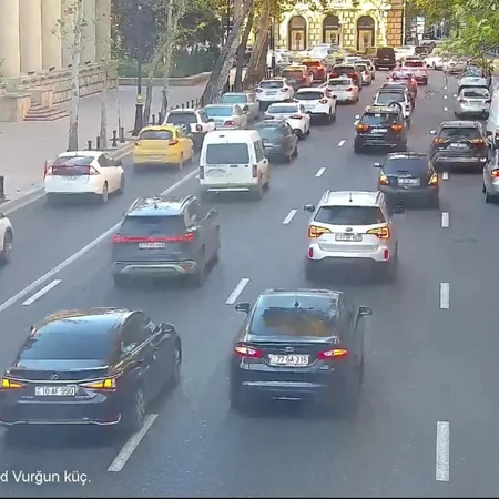 Bakının bəzi yollarında tıxac yaranıb - SİYAHI