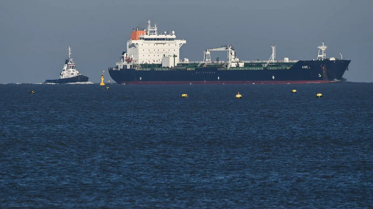 ЕС уже ввел санкции против 79 российских танкеров для перевозки нефти и метана